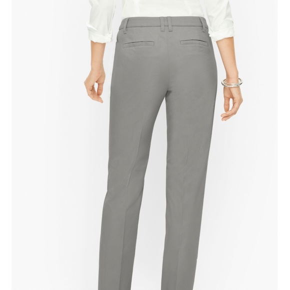 🍒HP🍒‼️ 🎯NWT Talbots " The Perfect Chino" in Navy - Size 6 Curvy✨✨✨ - Picture 2 of 11